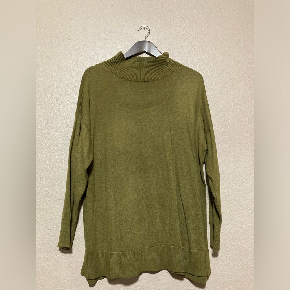 Loft long sleeve turtleneck